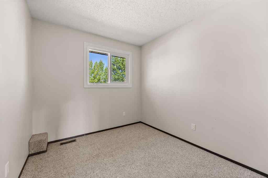 MLS® A2225604 - Unit #18 1706 22 Avenue  in NONE Didsbury, Residential