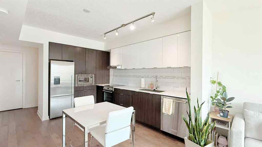 MLS® A2225678 - Unit #1909 930 6 Avenue SW in Downtown Commercial Core Calgary, Residential