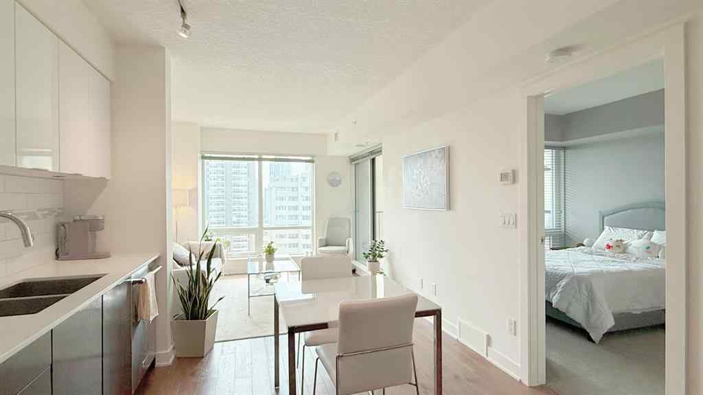 MLS® A2225678 - Unit #1909 930 6 Avenue SW in Downtown Commercial Core Calgary, Residential