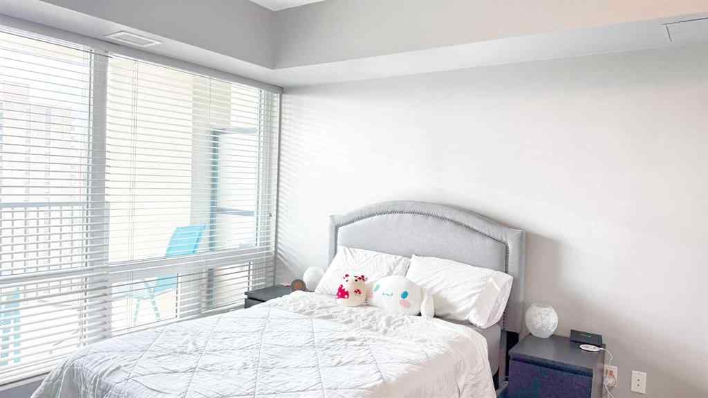 MLS® A2225678 - Unit #1909 930 6 Avenue SW in Downtown Commercial Core Calgary, Residential