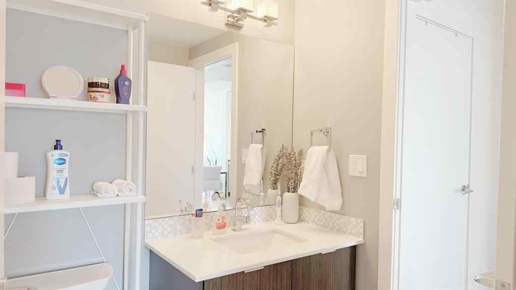 MLS® A2225678 - Unit #1909 930 6 Avenue SW in Downtown Commercial Core Calgary, Residential
