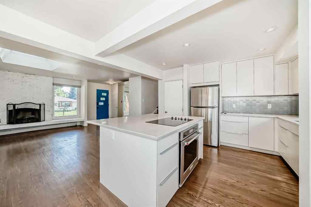 MLS® A2225727 - 36 Hooke Road SW in Haysboro Calgary, Residential