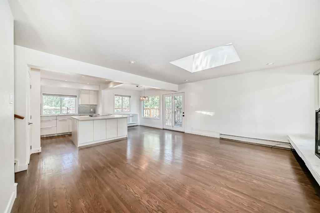MLS® A2225727 - 36 Hooke Road SW in Haysboro Calgary, Residential