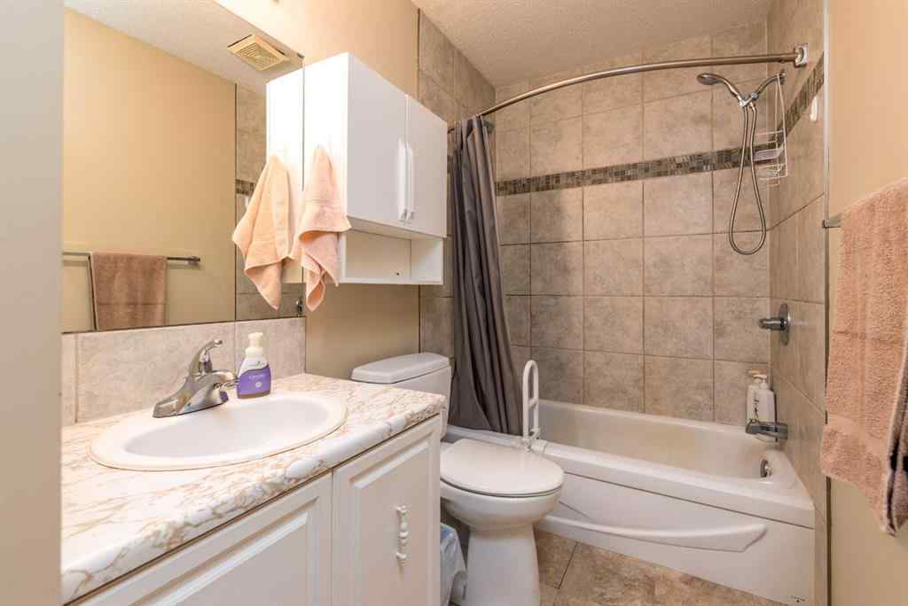 MLS® A2225750 -  326506 TWP RD 500A   in NONE Rural, Residential