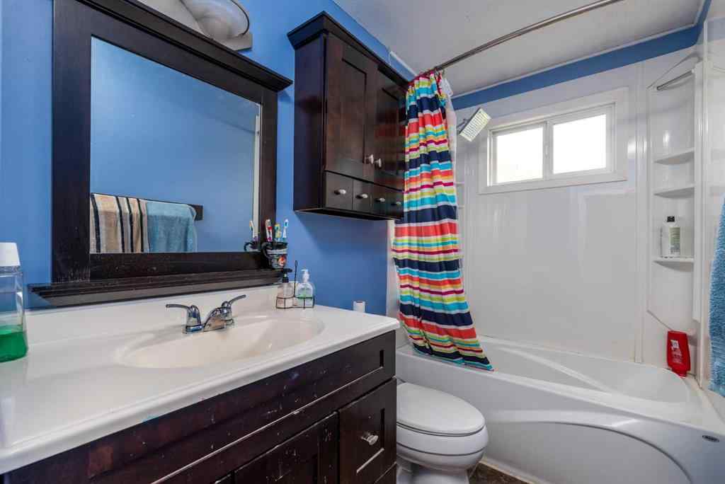 MLS® A2225753 - 4743 Barr Crescent   in East Lloydminster Lloydminster, Residential