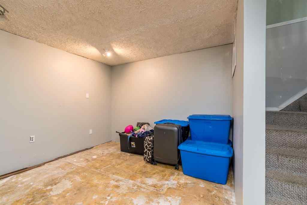 MLS® A2225753 - 4743 Barr Crescent   in East Lloydminster Lloydminster, Residential