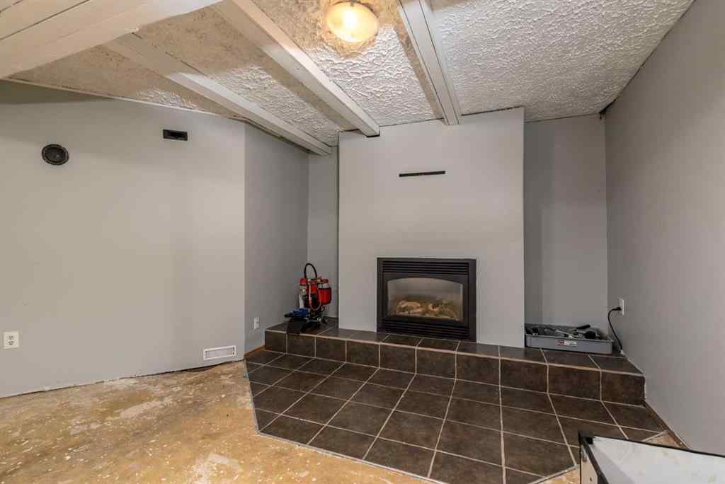 MLS® A2225753 - 4743 Barr Crescent   in East Lloydminster Lloydminster, Residential