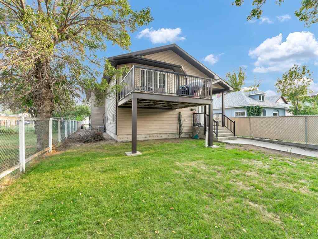 MLS® A2225787 - Unit #1 & 2 943 Ross Street SE in River Flats Medicine Hat, Multi-Family