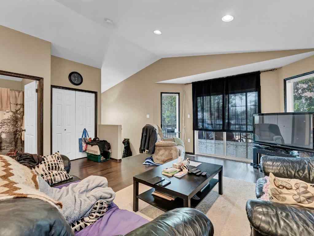 MLS® A2225787 - Unit #1 & 2 943 Ross Street SE in River Flats Medicine Hat, Multi-Family