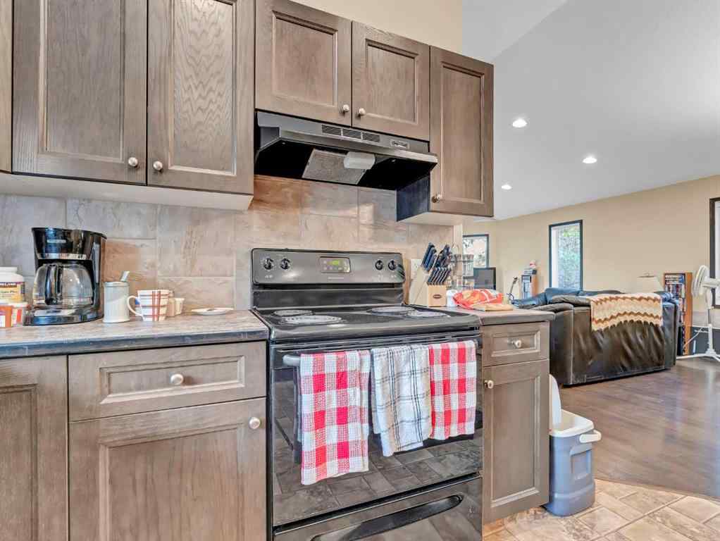 MLS® A2225787 - Unit #1 & 2 943 Ross Street SE in River Flats Medicine Hat, Multi-Family