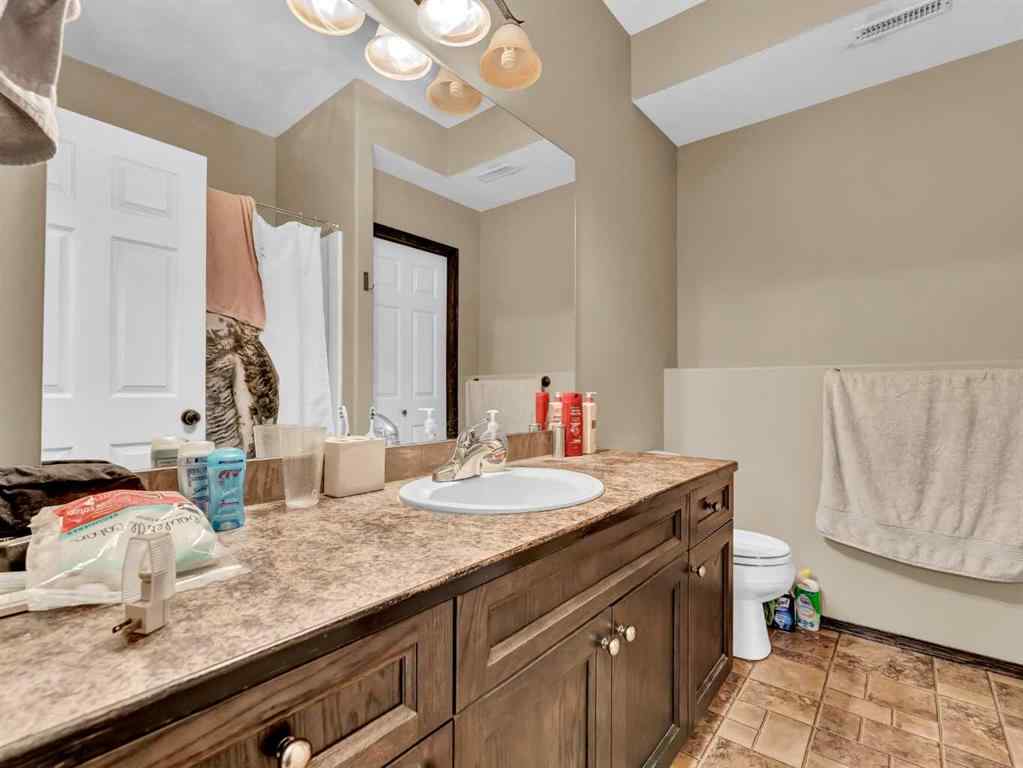MLS® A2225787 - Unit #1 & 2 943 Ross Street SE in River Flats Medicine Hat, Multi-Family