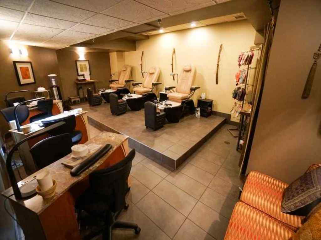MLS® A2225799 - Unit #106A 1818 Mountain Avenue  in Bow Valley Trail Canmore, Residential