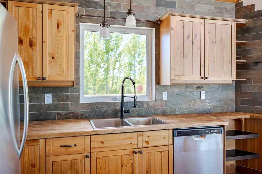 MLS® A2225845 - 434158 Clear Mountain Drive E in Clear Mountain Estates Rural Foothills County, Residential