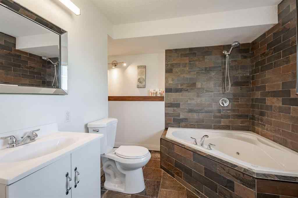 MLS® A2225845 - 434158 Clear Mountain Drive E in Clear Mountain Estates Rural Foothills County, Residential