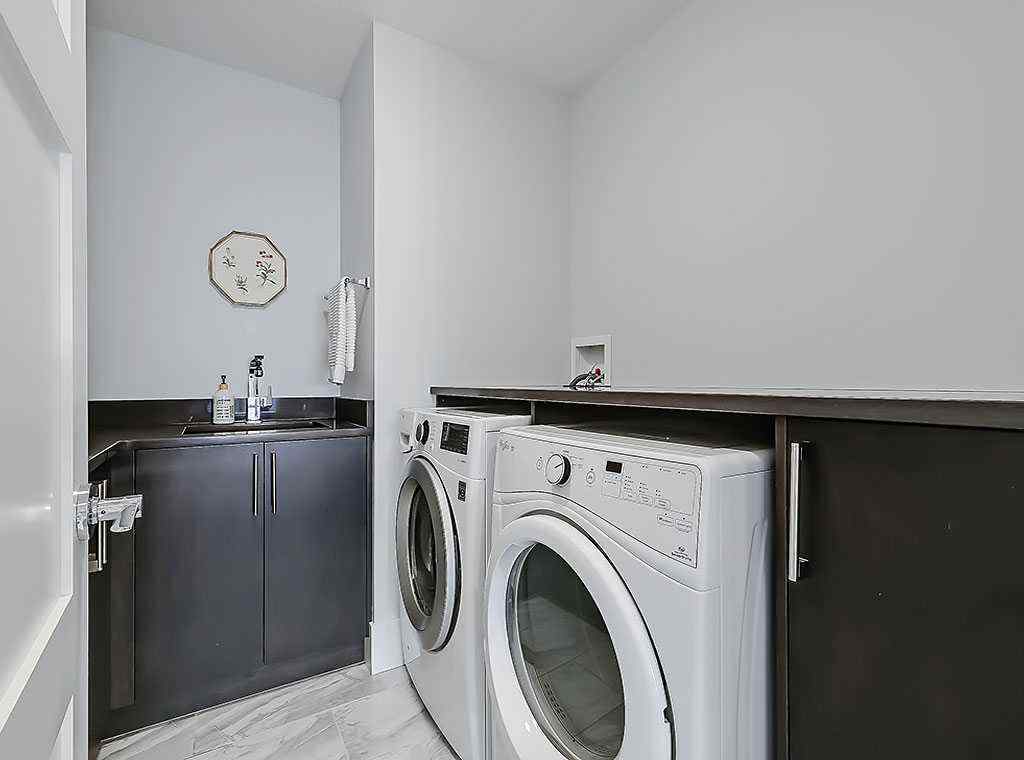 MLS® A2225854 - 14 Rosetree Road NW in Rosemont Calgary, Residential