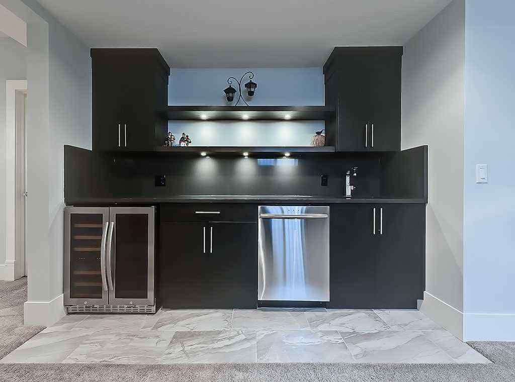 MLS® A2225854 - 14 Rosetree Road NW in Rosemont Calgary, Residential