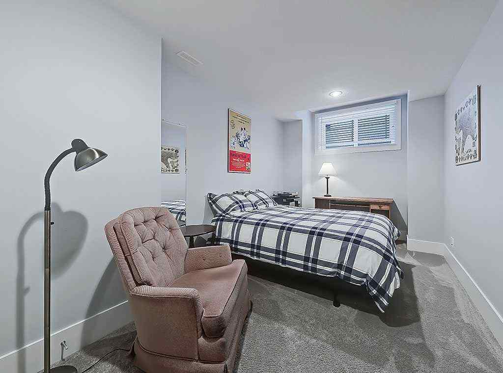 MLS® A2225854 - 14 Rosetree Road NW in Rosemont Calgary, Residential