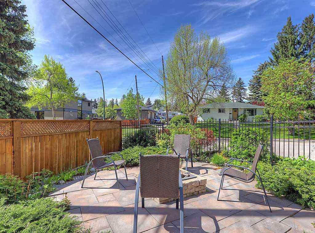 MLS® A2225854 - 14 Rosetree Road NW in Rosemont Calgary, Residential