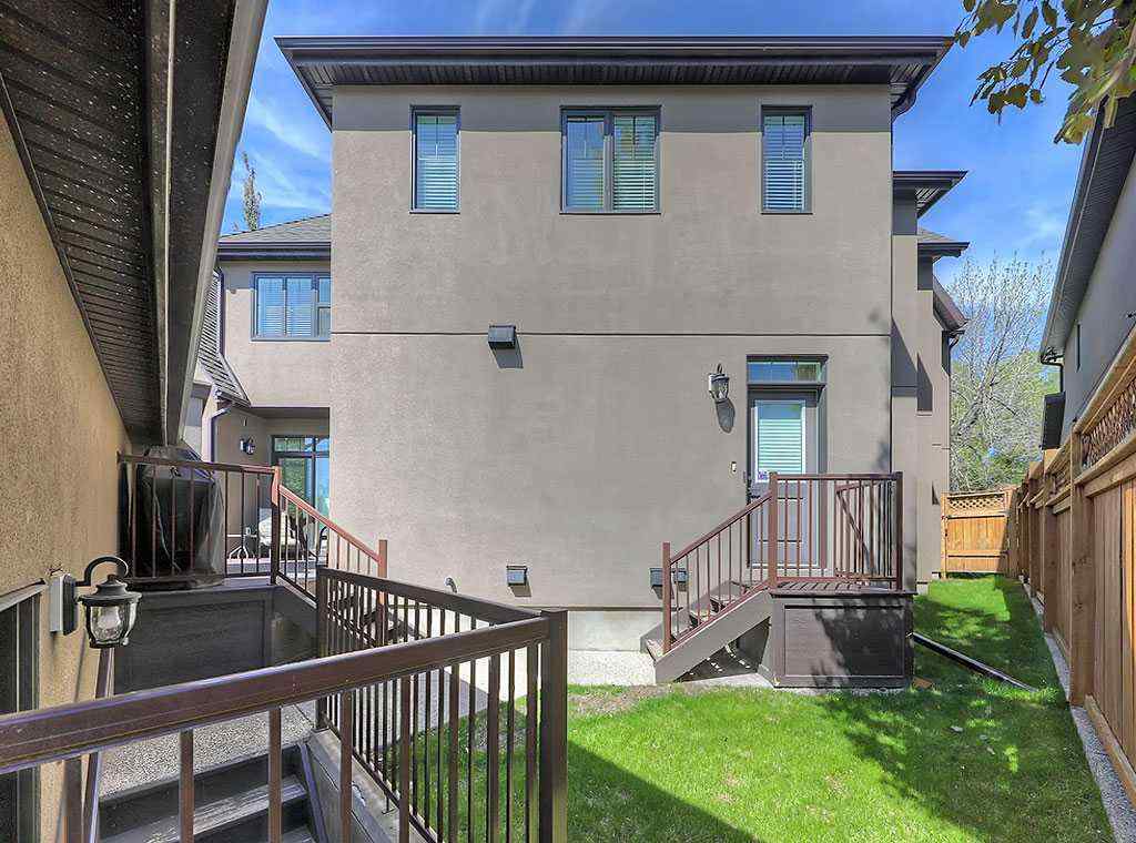 MLS® A2225854 - 14 Rosetree Road NW in Rosemont Calgary, Residential