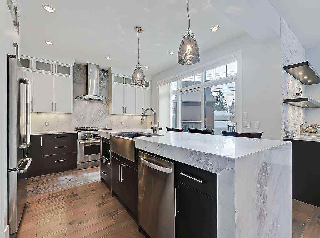 MLS® A2225854 - 14 Rosetree Road NW in Rosemont Calgary, Residential