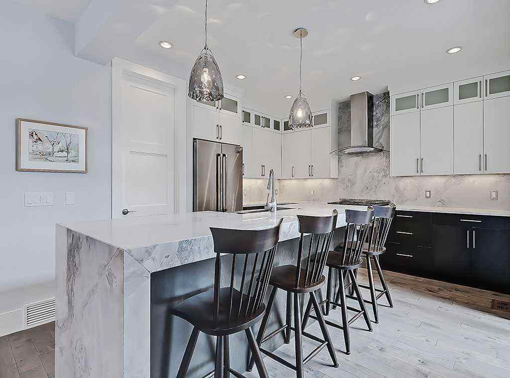 MLS® A2225854 - 14 Rosetree Road NW in Rosemont Calgary, Residential