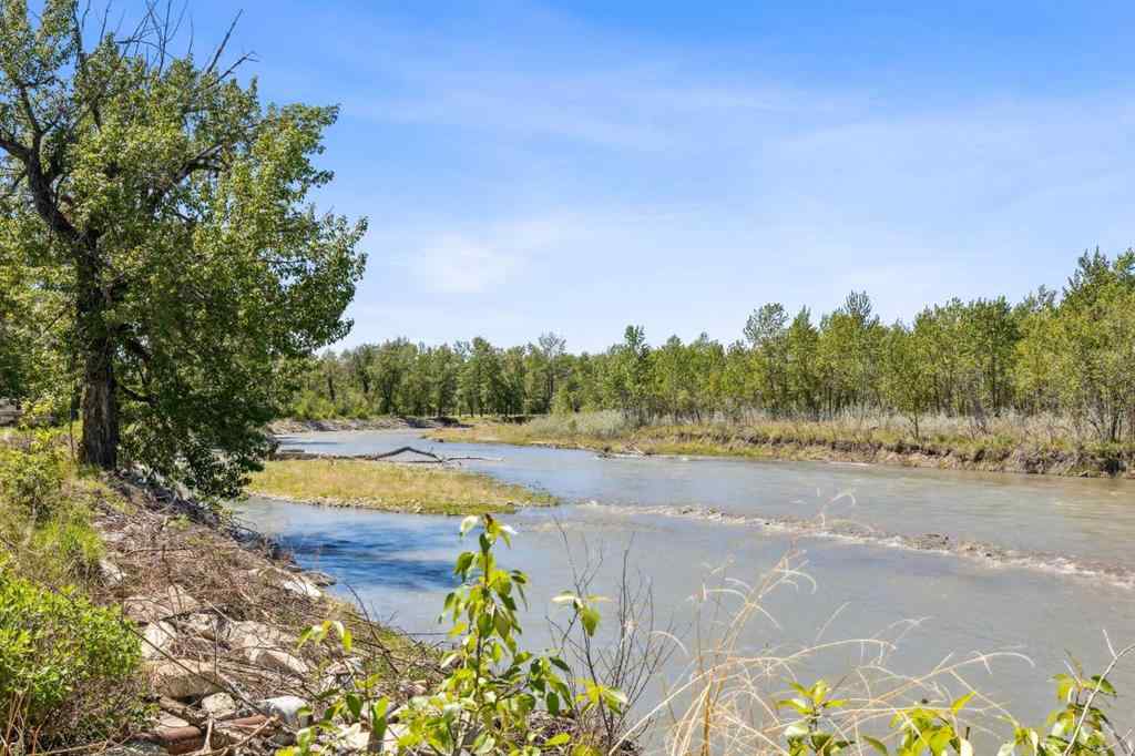 MLS® A2225867 - 530027 56 Street E in NONE Rural Foothills County, Residential