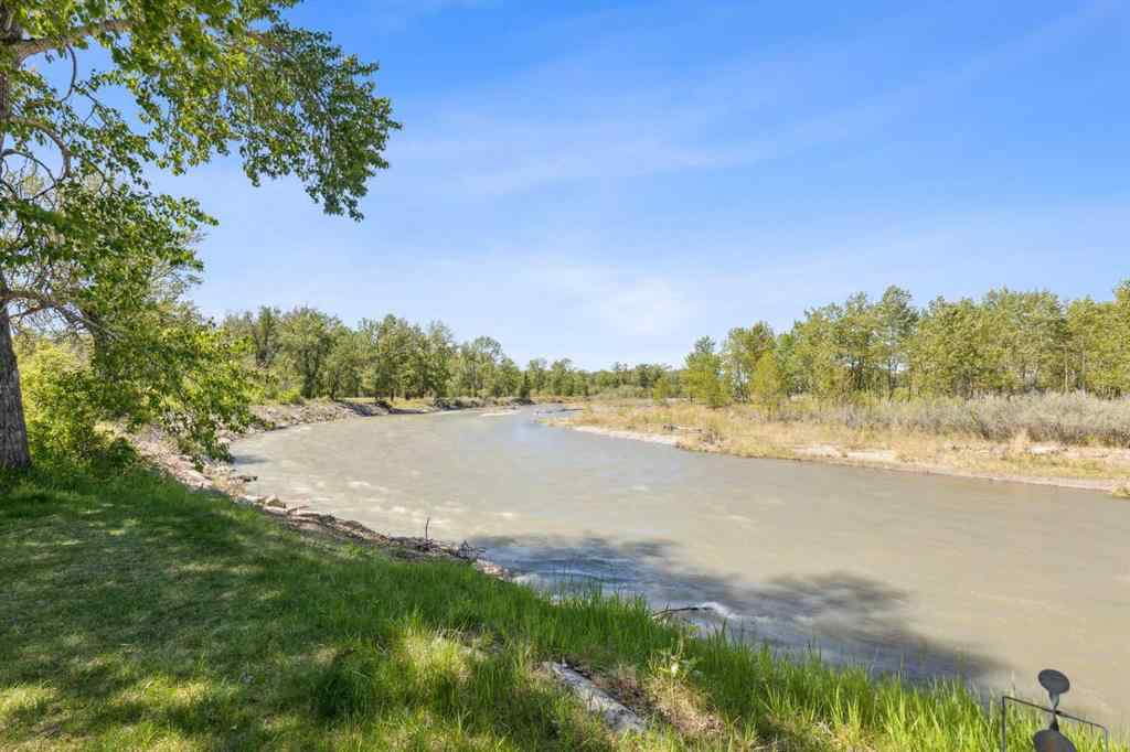 MLS® A2225867 - 530027 56 Street E in NONE Rural Foothills County, Residential