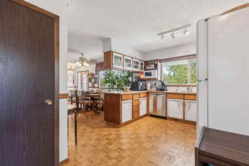 MLS® A2225867 - 530027 56 Street E in NONE Rural Foothills County, Residential