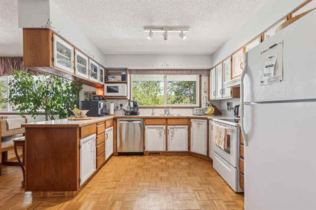 MLS® A2225867 - 530027 56 Street E in NONE Rural Foothills County, Residential