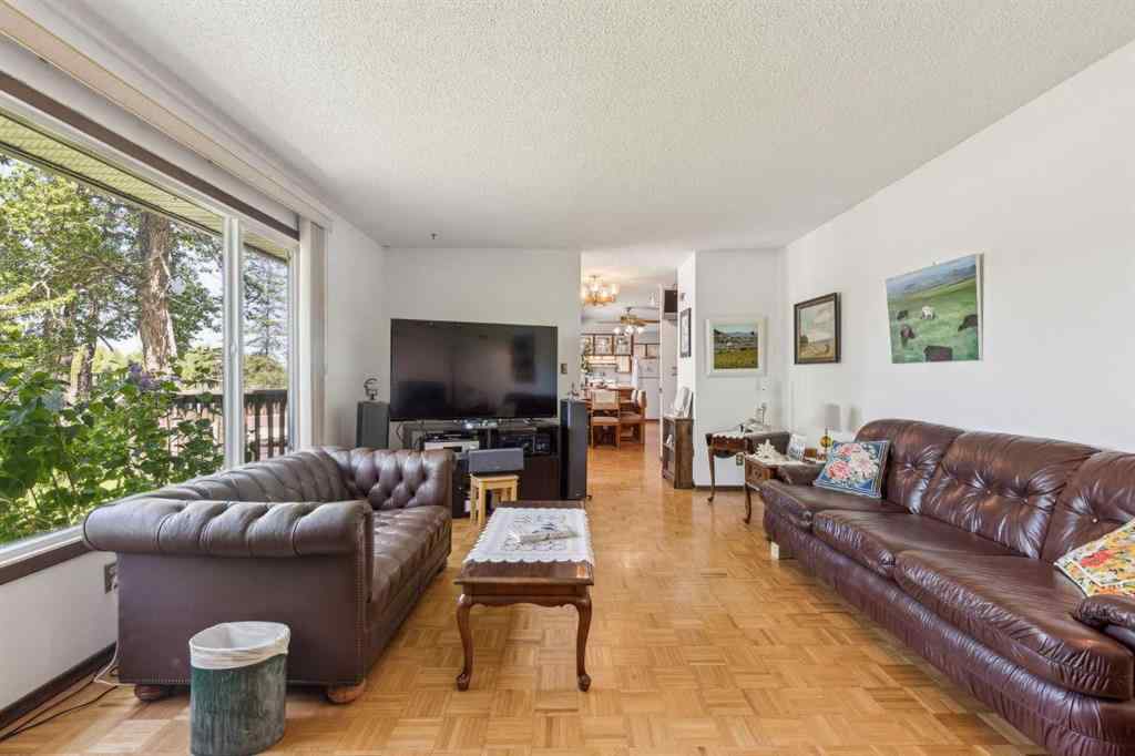 MLS® A2225867 - 530027 56 Street E in NONE Rural Foothills County, Residential