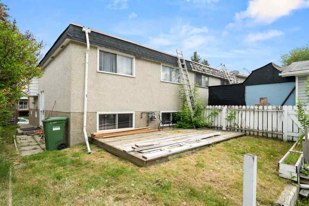 MLS® A2225893 - 7827 Hunterquay Road NW in Huntington Hills Calgary, Residential