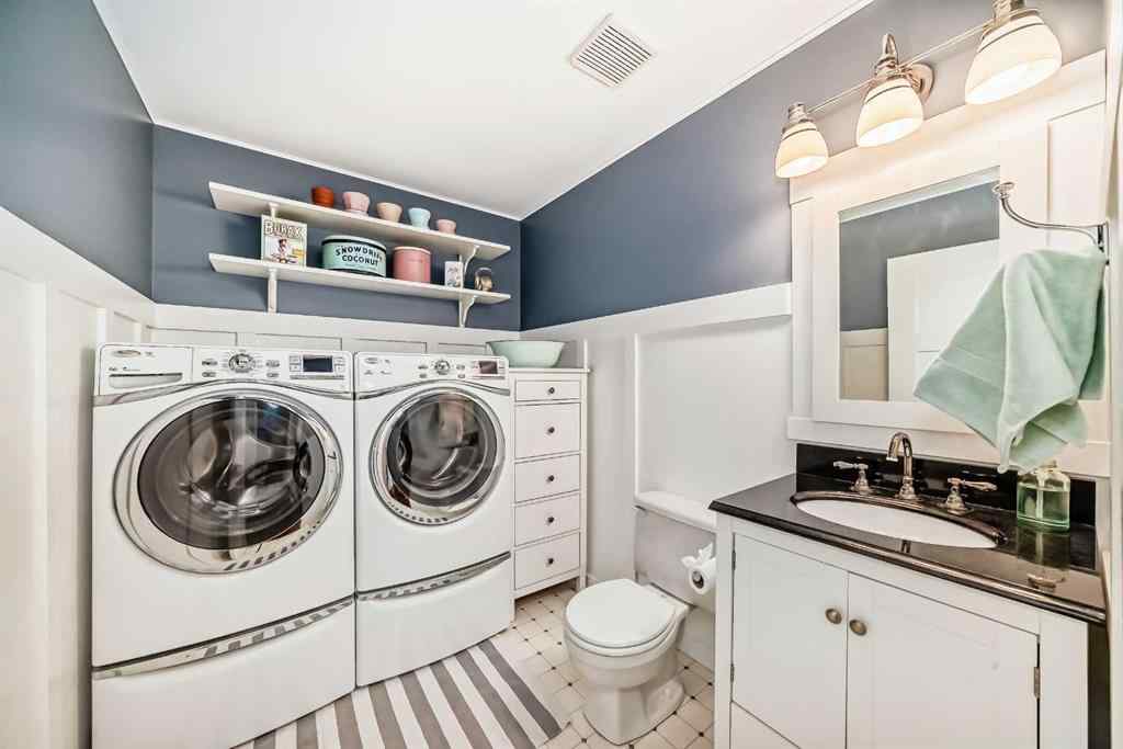 MLS® A2225899 - 230 Signal Hill Place SW in Signal Hill Calgary, Residential