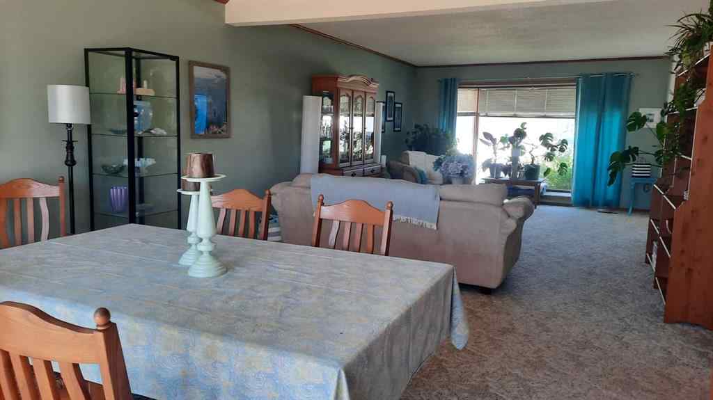 MLS® A2225919 - 710 Bankview Close  in Bankview Drumheller, Residential