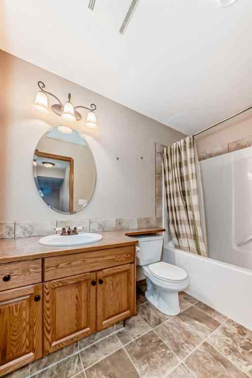 MLS® A2225957 - 4515 45A Street Close  in Eastgate Innisfail, Residential