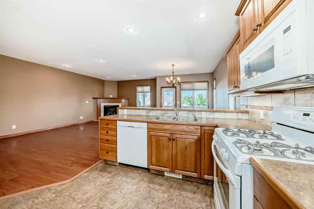 MLS® A2225957 - 4515 45A Street Close  in Eastgate Innisfail, Residential