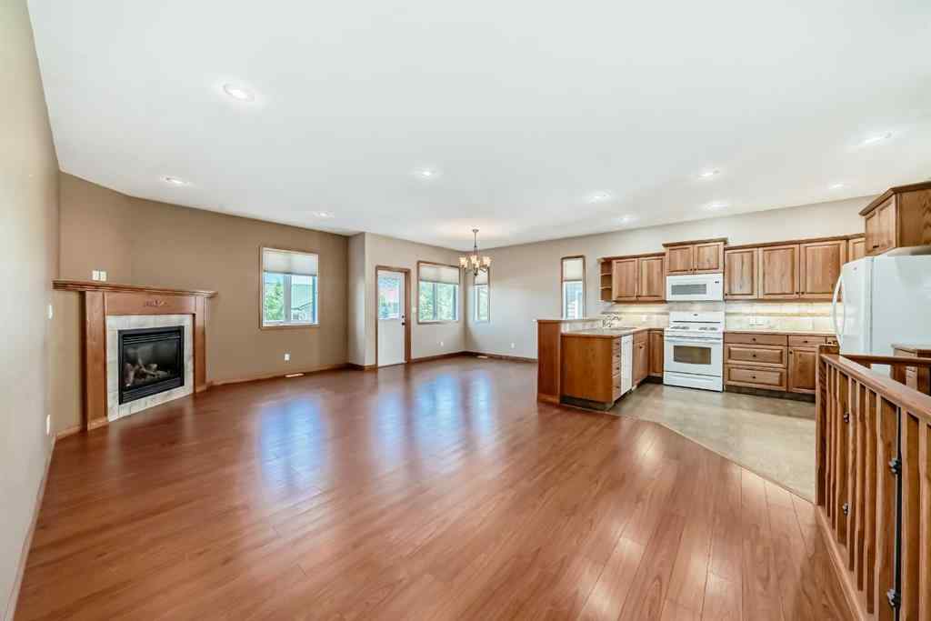 MLS® A2225957 - 4515 45A Street Close  in Eastgate Innisfail, Residential