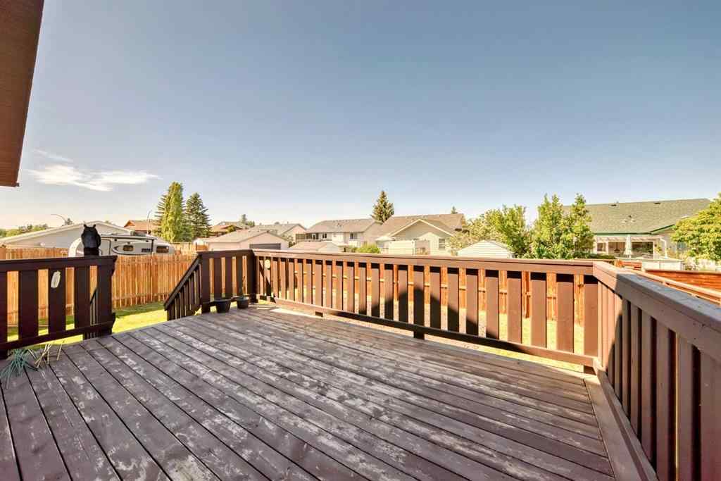 MLS® A2225957 - 4515 45A Street Close  in Eastgate Innisfail, Residential