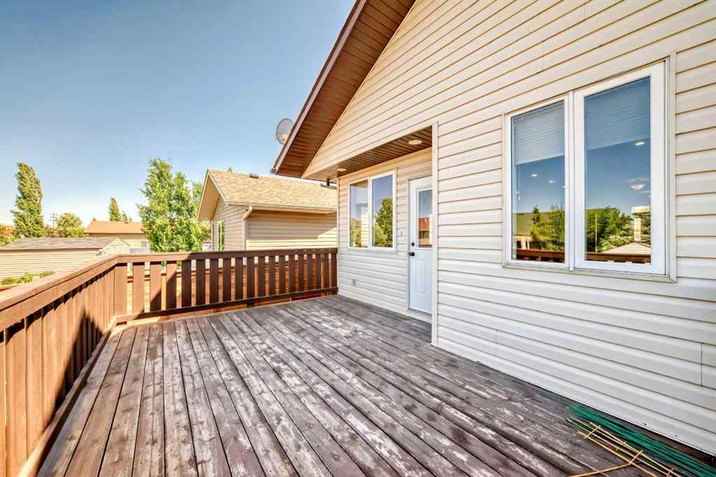 MLS® A2225957 - 4515 45A Street Close  in Eastgate Innisfail, Residential
