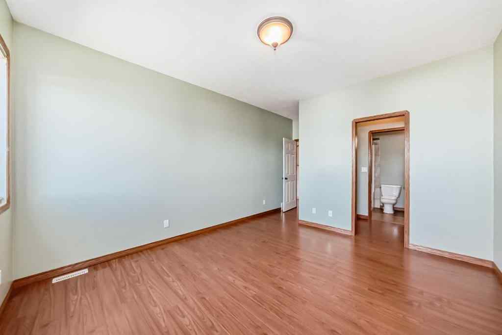 MLS® A2225957 - 4515 45A Street Close  in Eastgate Innisfail, Residential