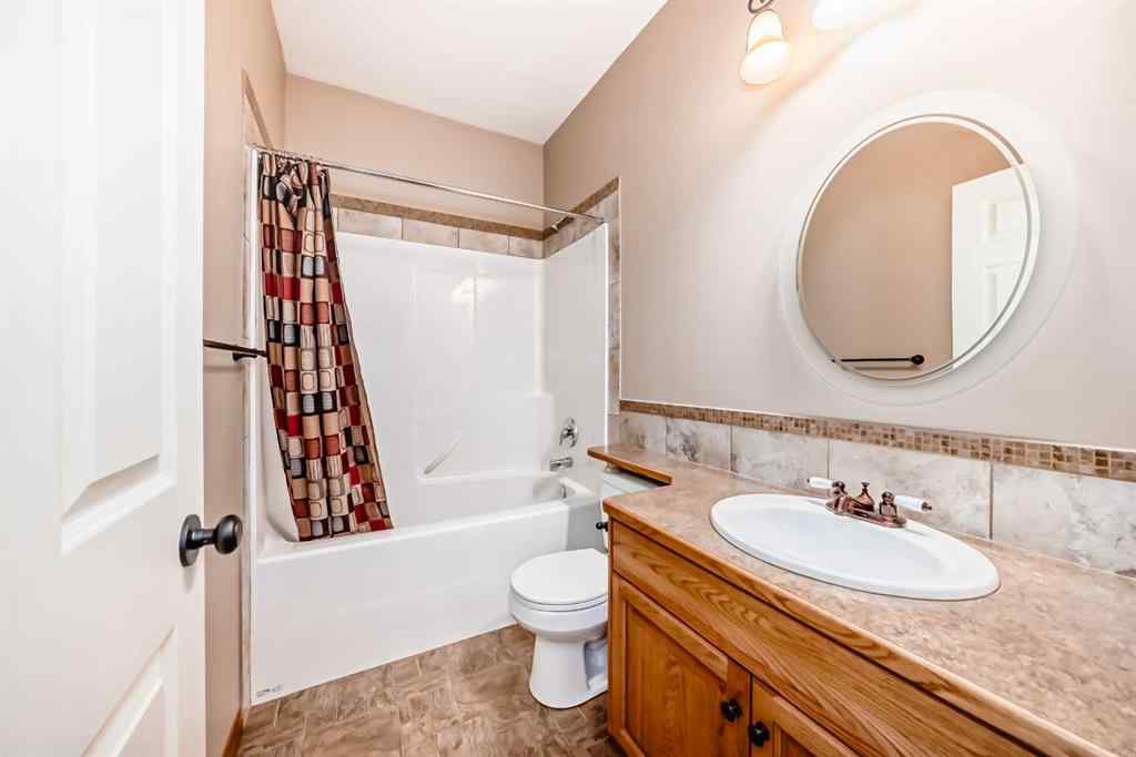 MLS® A2225957 - 4515 45A Street Close  in Eastgate Innisfail, Residential