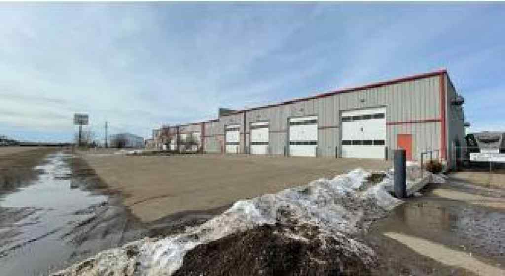 MLS® A2225963 - 1782 32 Street SW in South West Industrial Medicine Hat, Commercial