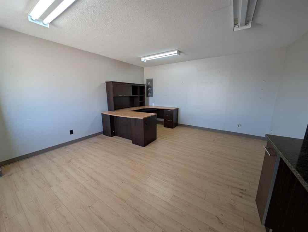 MLS® A2225964 - Unit #A40 1177 Factory Street SE in River Flats Medicine Hat, Commercial
