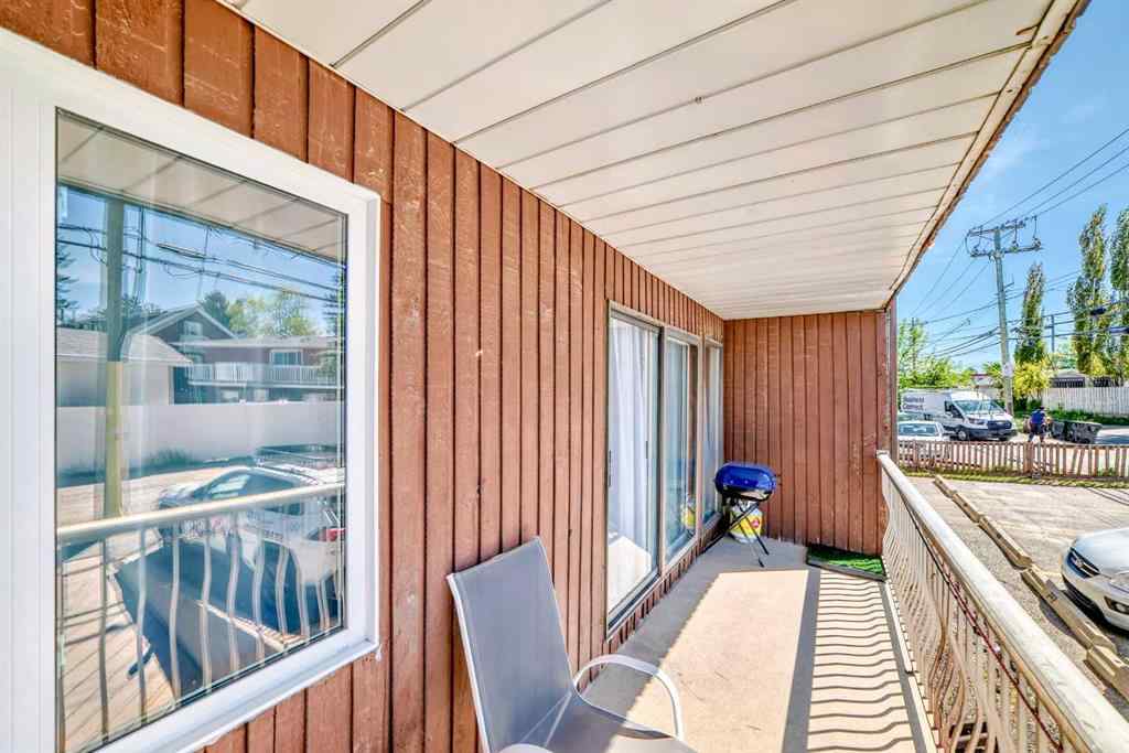 MLS® A2225968 - Unit #203 1113 37 Street SW in Rosscarrock Calgary, Residential