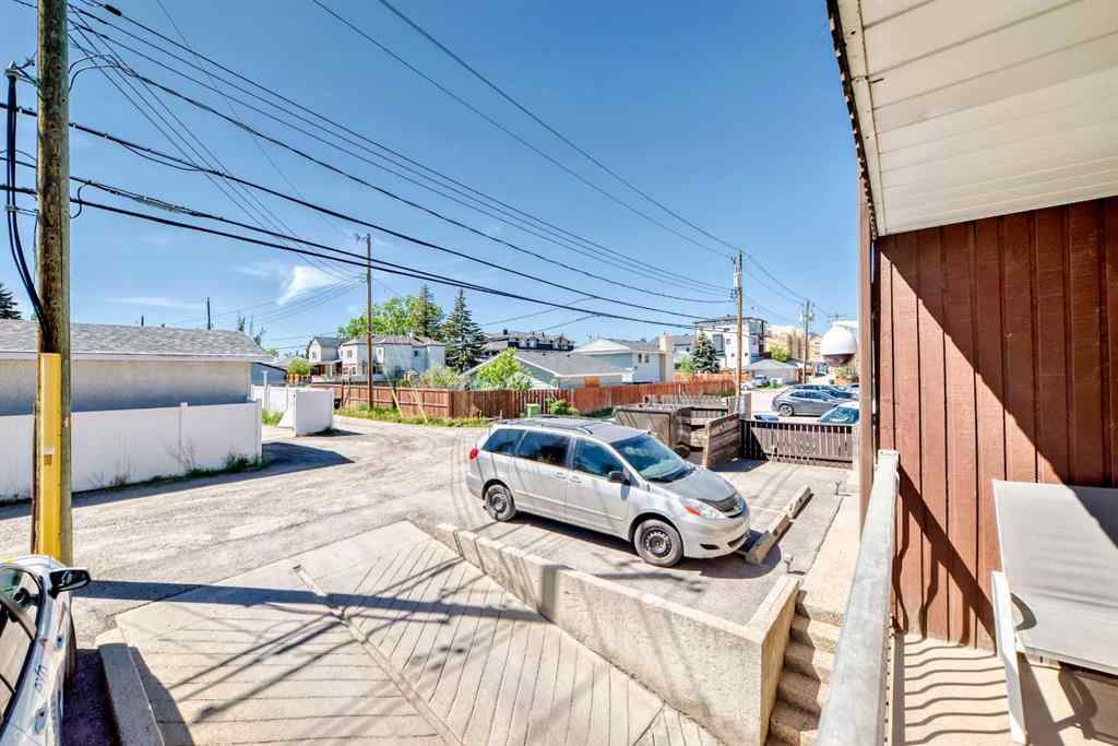 MLS® A2225968 - Unit #203 1113 37 Street SW in Rosscarrock Calgary, Residential