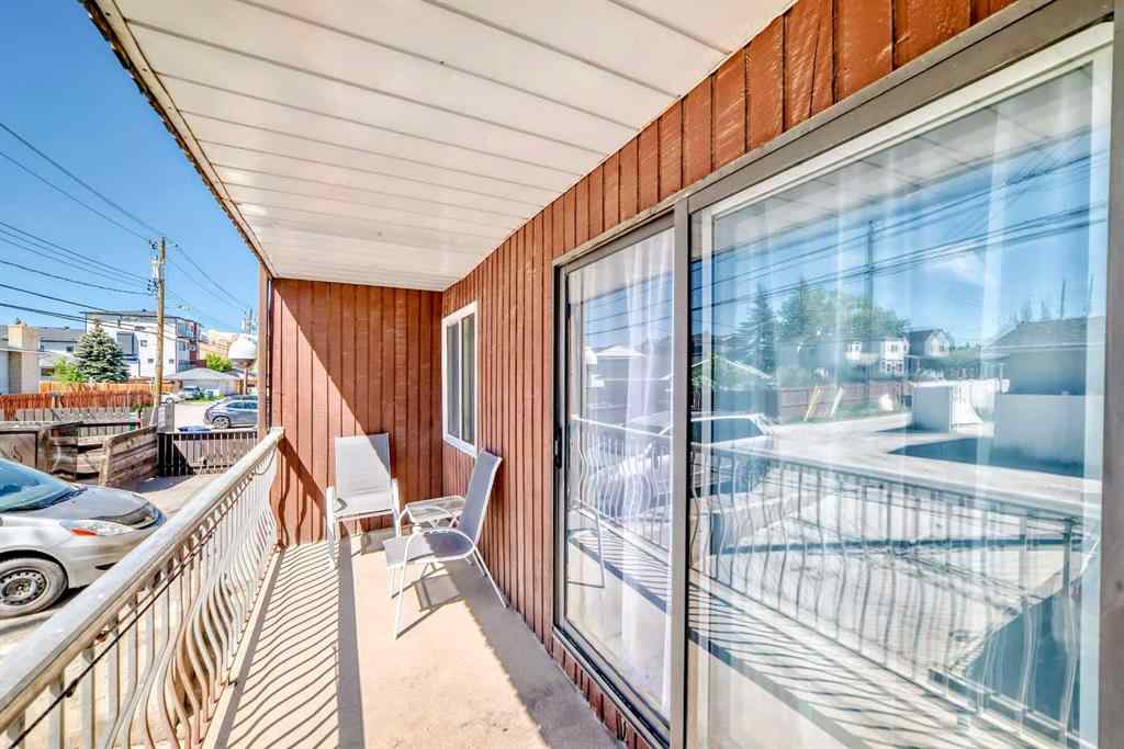 MLS® A2225968 - Unit #203 1113 37 Street SW in Rosscarrock Calgary, Residential