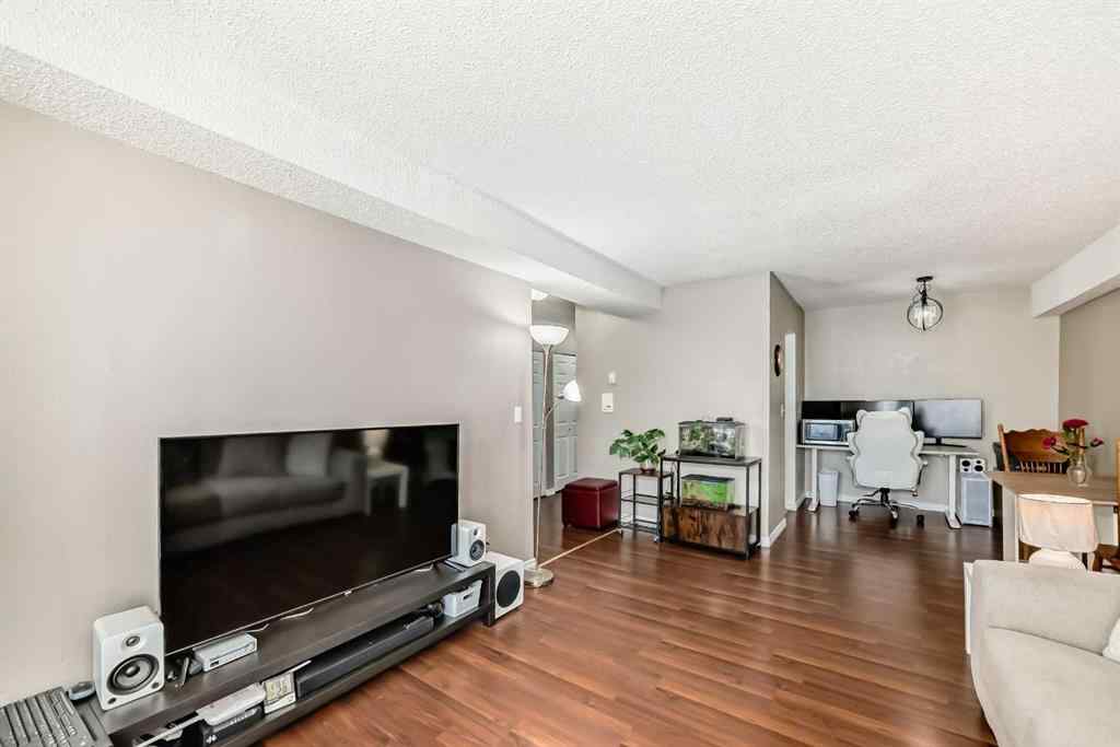 MLS® A2225968 - Unit #203 1113 37 Street SW in Rosscarrock Calgary, Residential
