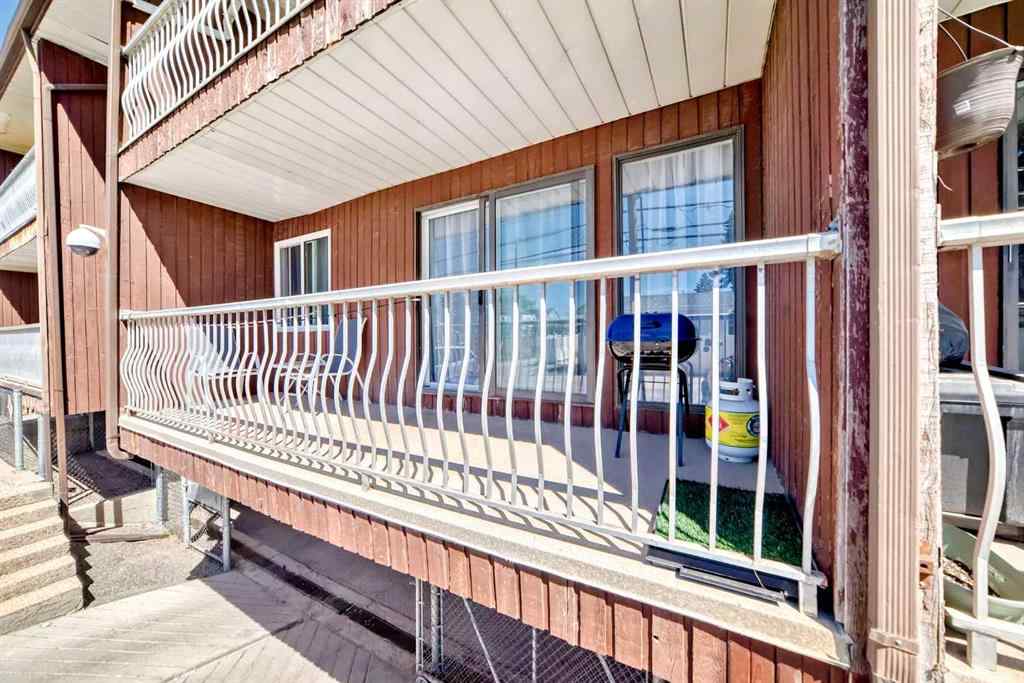 MLS® A2225968 - Unit #203 1113 37 Street SW in Rosscarrock Calgary, Residential