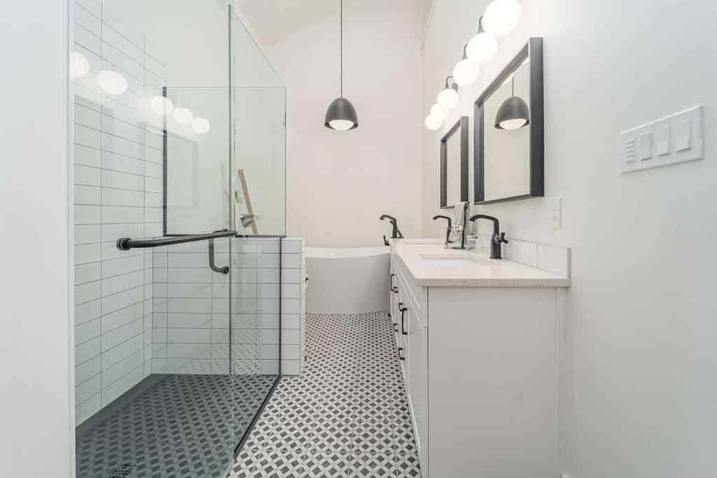 MLS® A2225973 - 8938 24 Avenue  in NONE Coleman, Residential