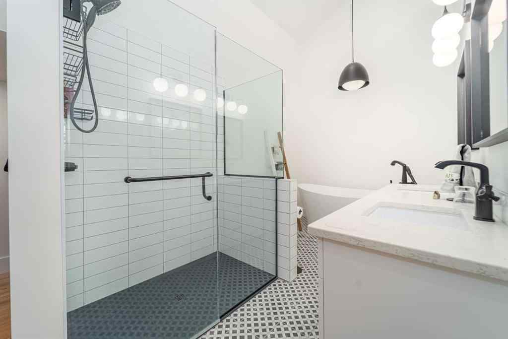 MLS® A2225973 - 8938 24 Avenue  in NONE Coleman, Residential