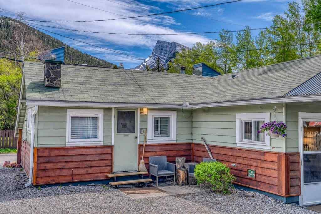 MLS® A2226003 - 218 & 220 Beaver Street  in NONE Banff, Commercial